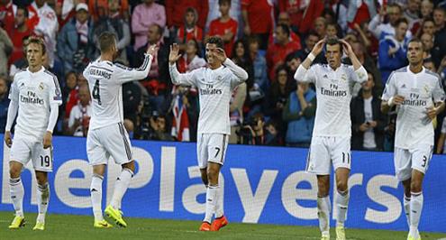 عشرة أرقام سوبر.. أنشيلوتي يقاسم جوارديولا رقمه .. كروس يكرر لقبه